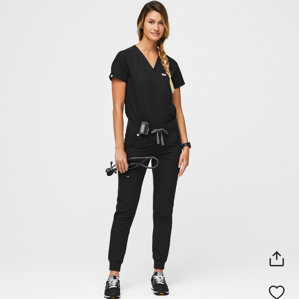 3 pairs of figs Zamora pants